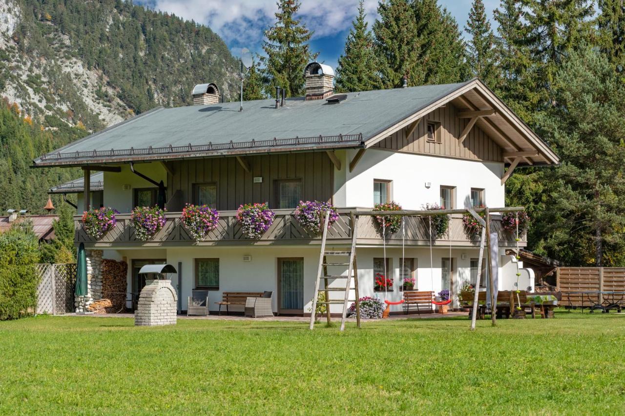 Ferienwohnung Haus Sonnenweg Leutasch Exterior foto