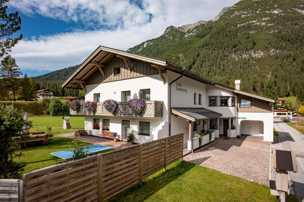 Ferienwohnung Haus Sonnenweg Leutasch Exterior foto
