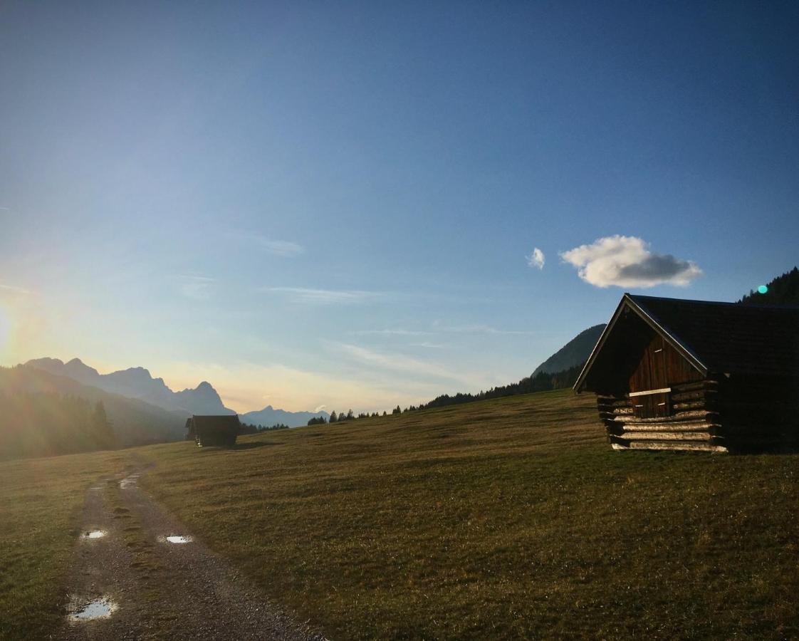 Ferienwohnung Haus Sonnenweg Leutasch Exterior foto