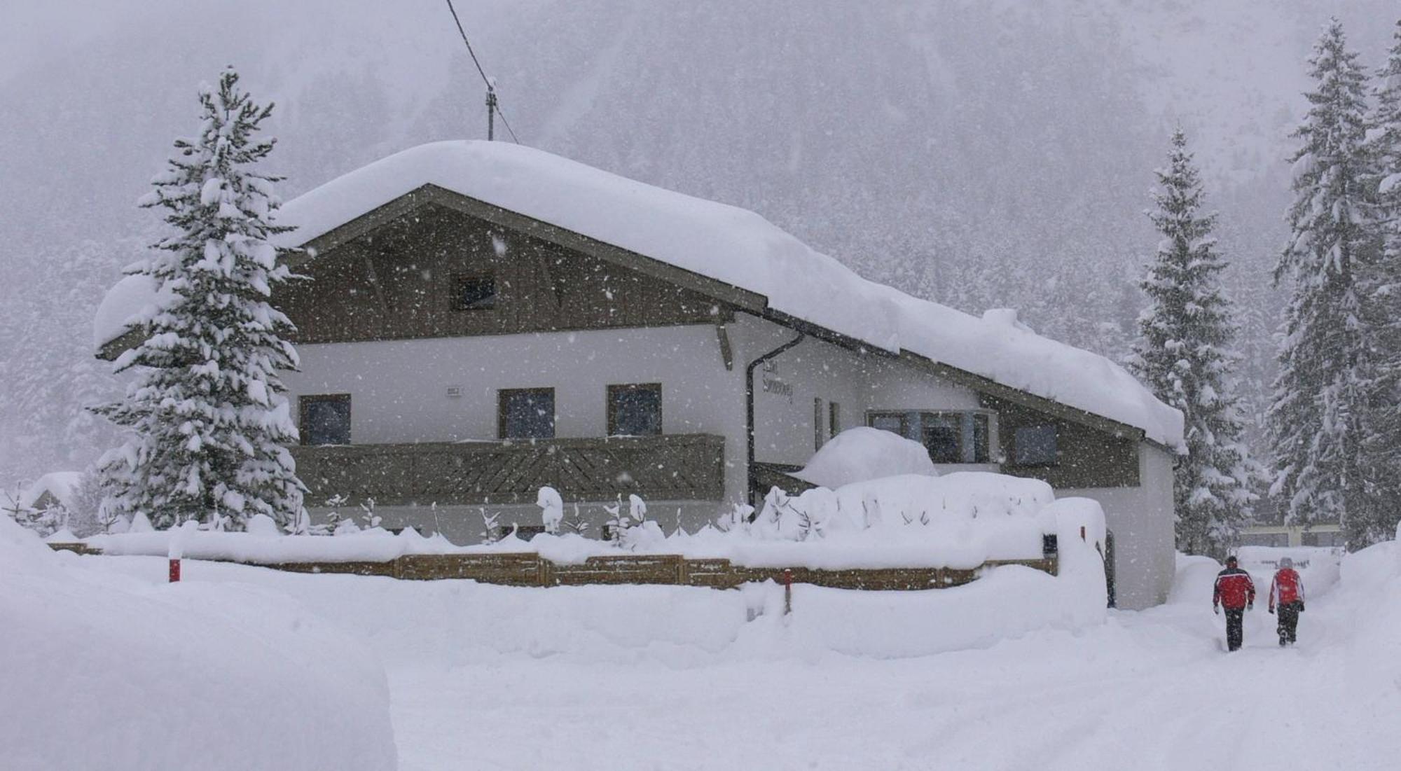 Ferienwohnung Haus Sonnenweg Leutasch Exterior foto